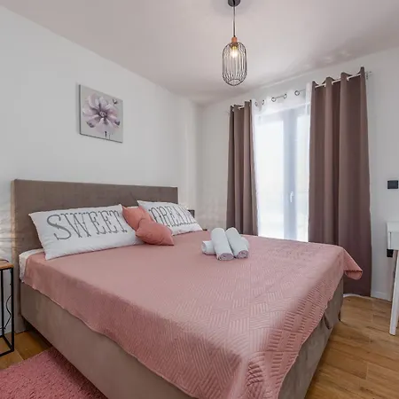 ヴィラ Cesarica Zadarvillas *