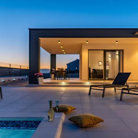 ヴィラ Cesarica Zadarvillas