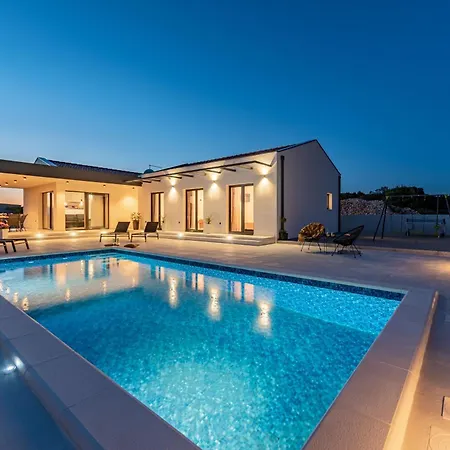 Villa Cesarica Zadarvillas *