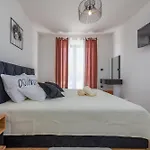 فيلة Cesarica Zadarvillas *