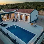 Villa Cesarica Zadarvillas