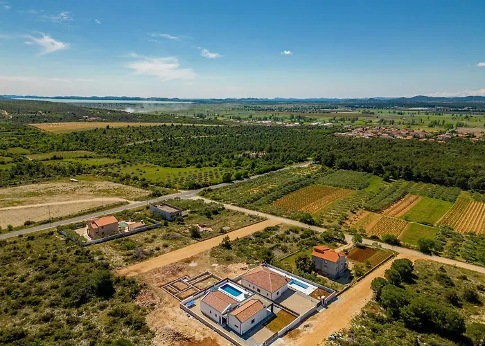 Cesarica Zadarvillas Kakma